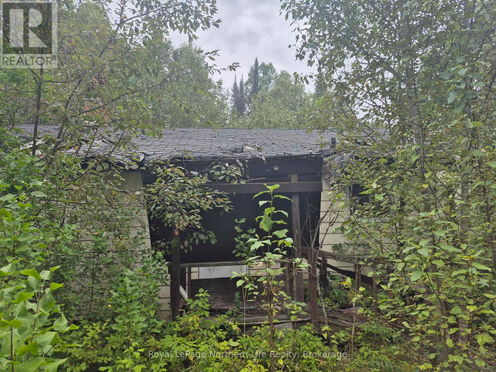 7 Burritts Road, Papineau-Cameron (Papineau Cameron), Ontario  P0H 1V0 - Photo 9 - X12375146