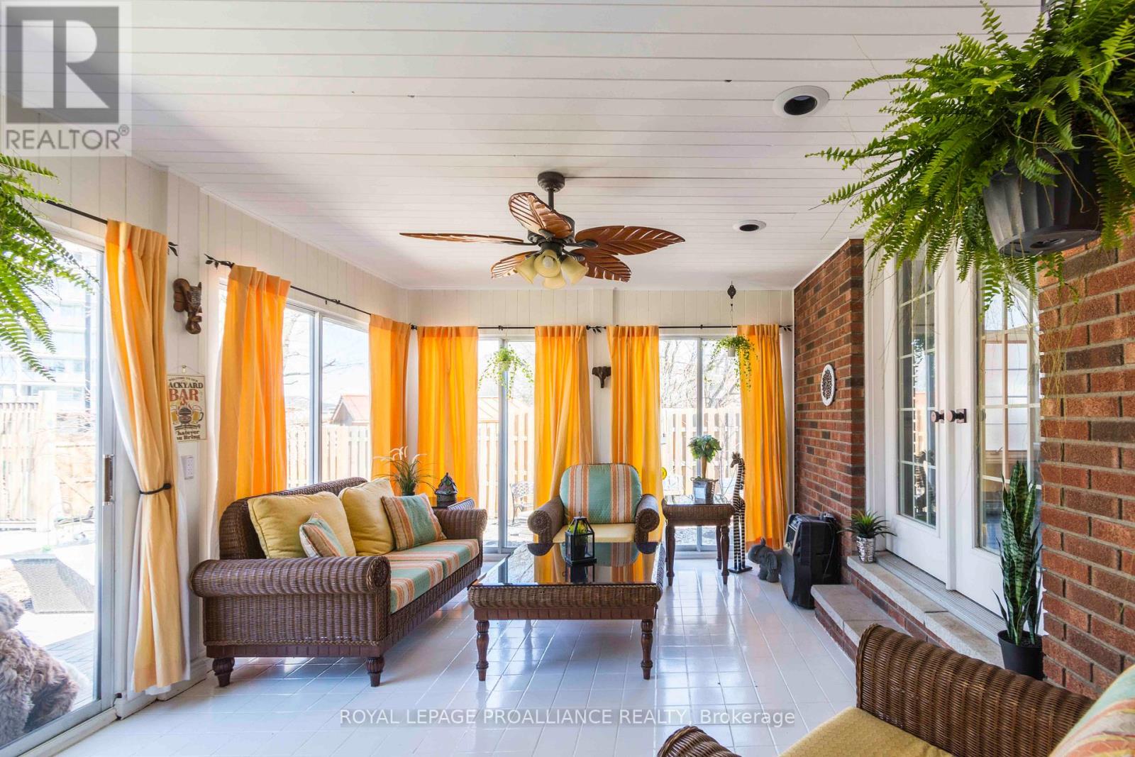 20 Hope Crescent, Belleville (Belleville Ward), Ontario  K8P 4S2 - Photo 29 - X12209173