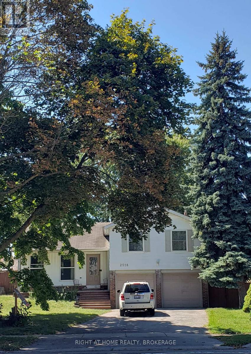 Property at 2518 FIFTH LINE LINE W image 1