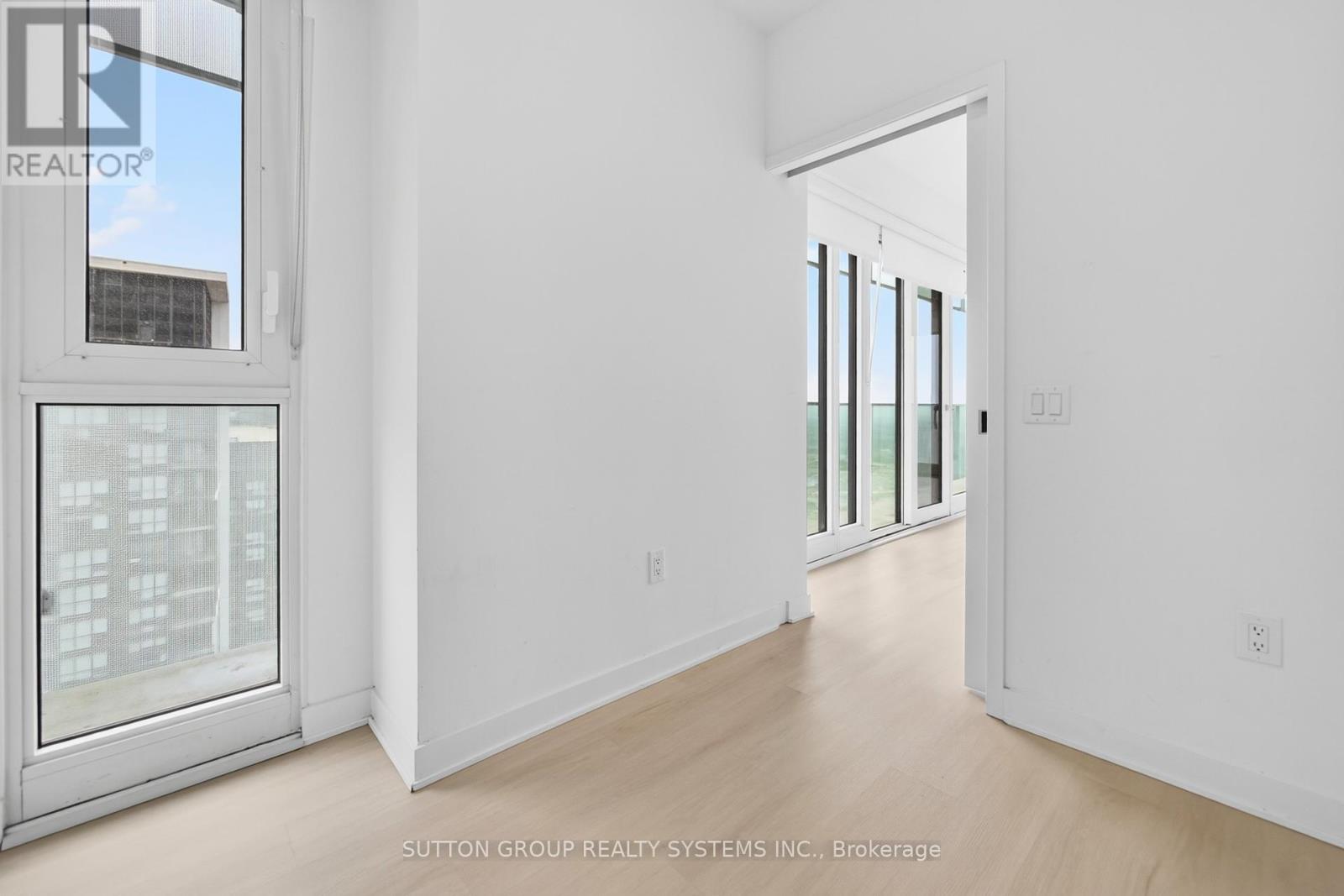 4710 - 3900 Confederation Parkway, Mississauga, Ontario  L5B 0M3 - Photo 34 - W12365209
