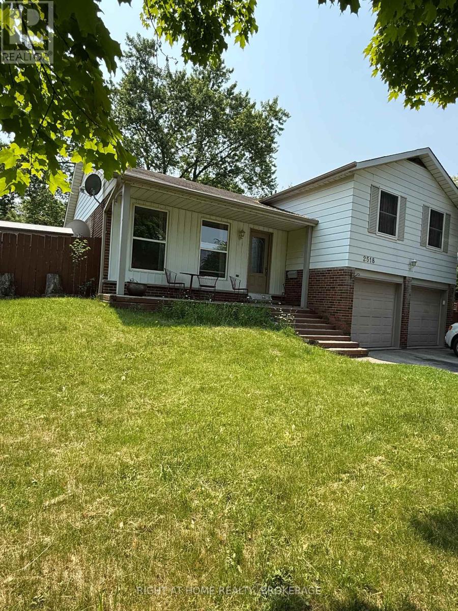 Property at 2518 FIFTH LINE LINE W image 2