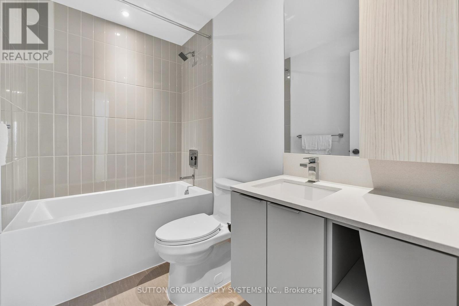 4710 - 3900 Confederation Parkway, Mississauga, Ontario  L5B 0M3 - Photo 35 - W12365209