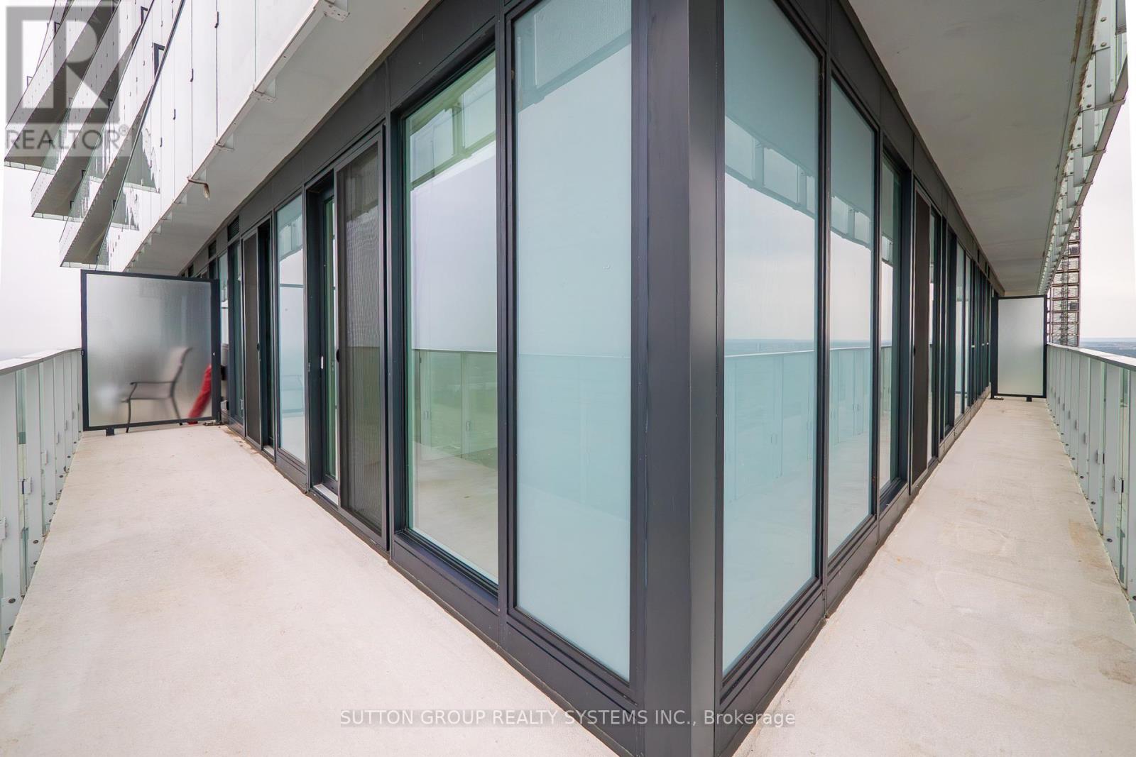 4710 - 3900 Confederation Parkway, Mississauga, Ontario  L5B 0M3 - Photo 40 - W12365209