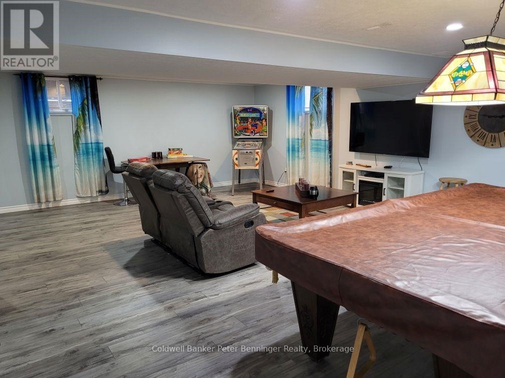 636 22nd Avenue, Hanover, Ontario  N4N 3W7 - Photo 25 - X12120905