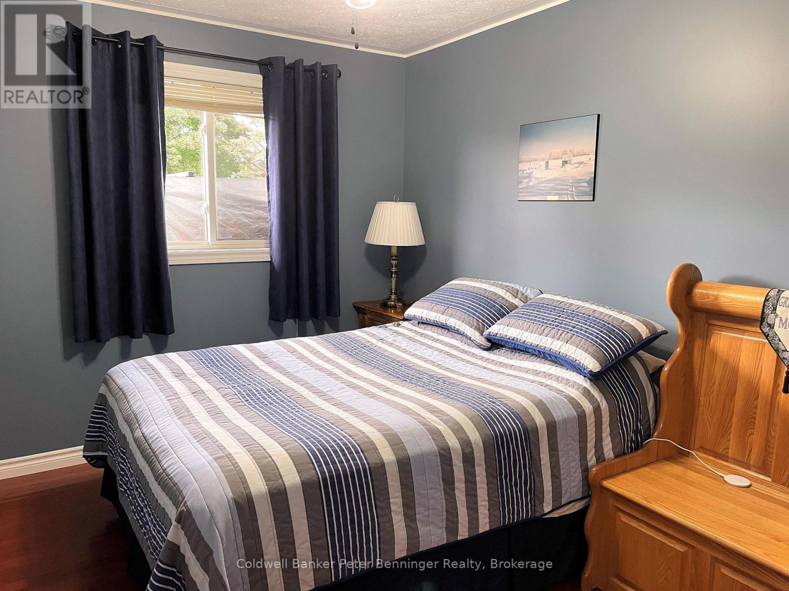 636 22nd Avenue, Hanover, Ontario  N4N 3W7 - Photo 19 - X12120905