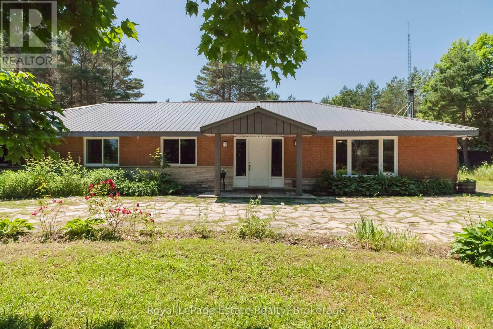 478 Bruce Rd 9, South Bruce Peninsula, Ontario  N0H 2T0 - Photo 3 - X12135541
