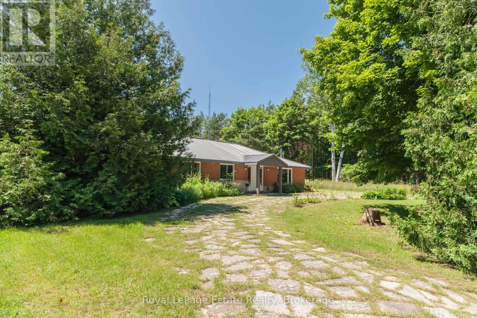 478 Bruce Rd 9, South Bruce Peninsula, Ontario  N0H 2T0 - Photo 9 - X12135541