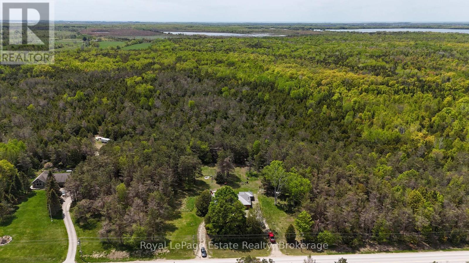 478 Bruce Rd 9, South Bruce Peninsula, Ontario  N0H 2T0 - Photo 6 - X12135541