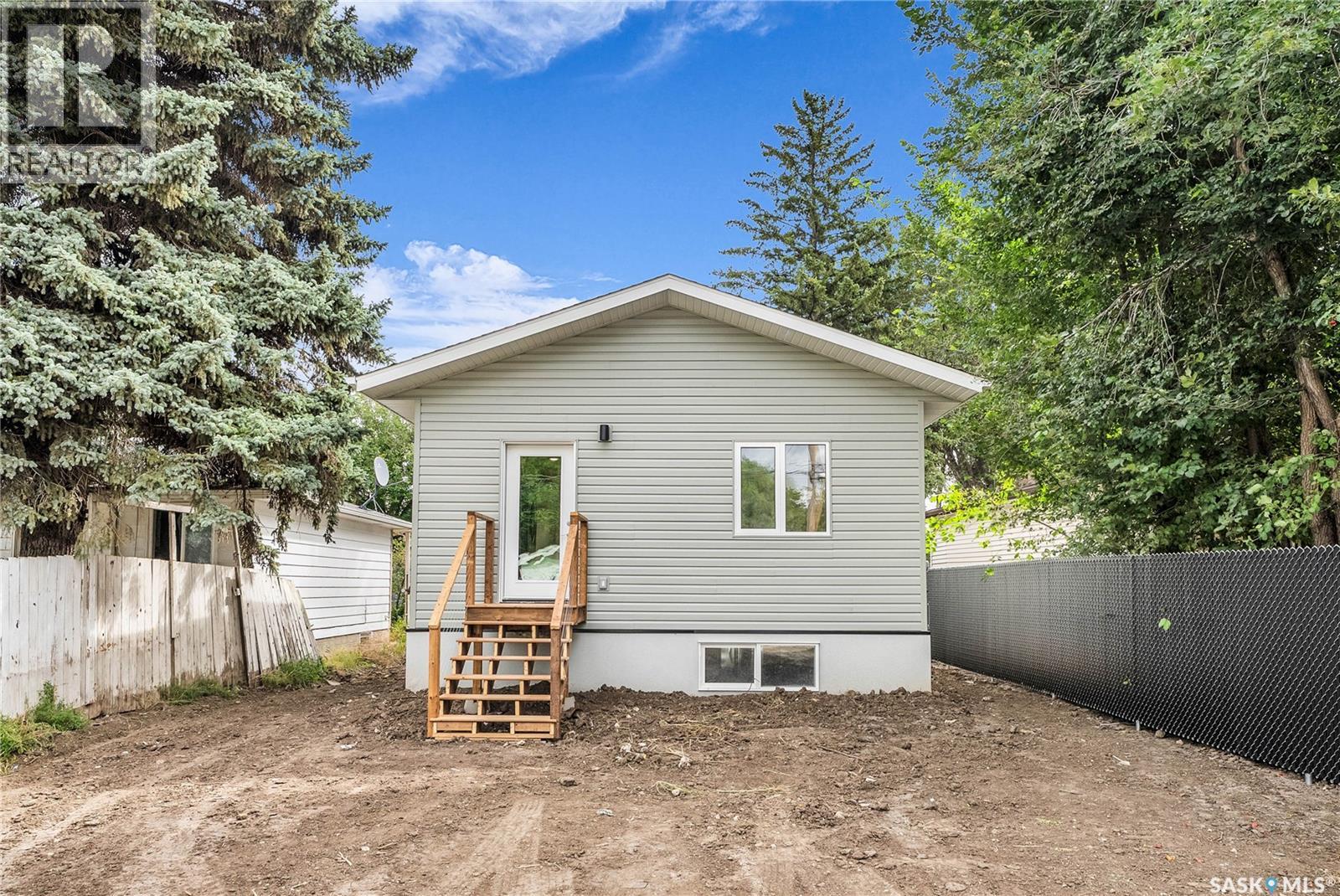 1631 C Avenue N, Saskatoon, Saskatchewan  S7L 1L4 - Photo 31 - SK017194