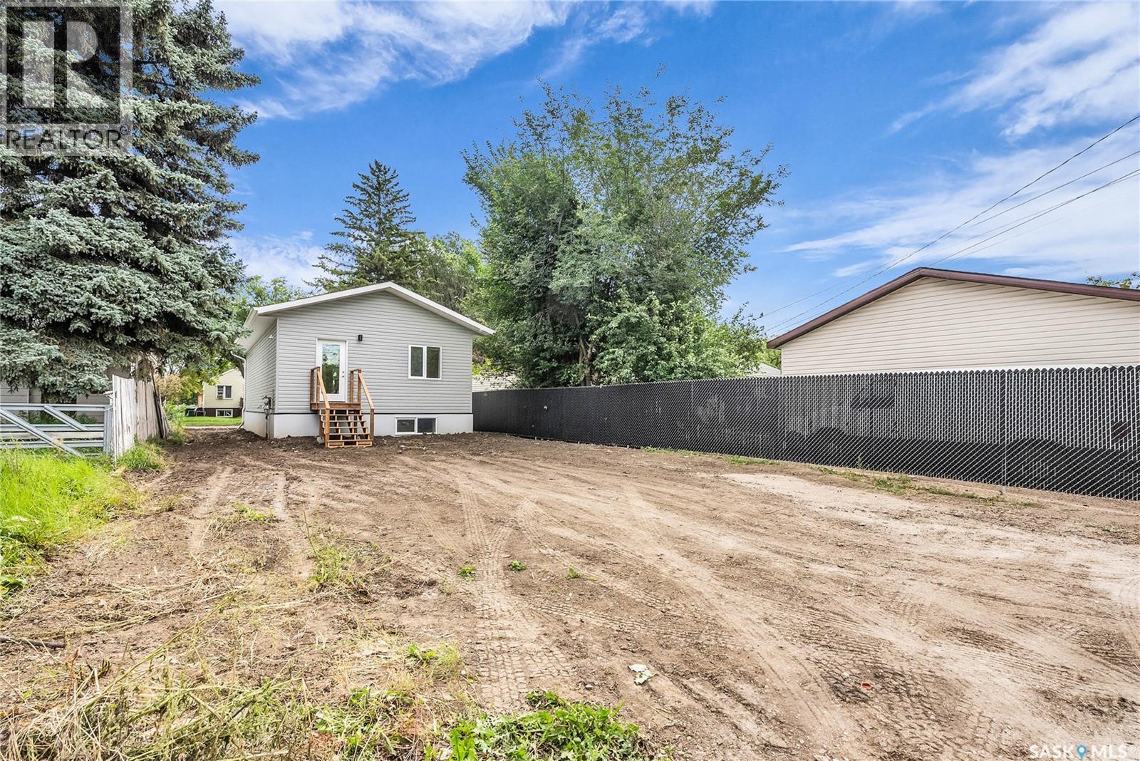1631 C Avenue N, Saskatoon, Saskatchewan  S7L 1L4 - Photo 32 - SK017194