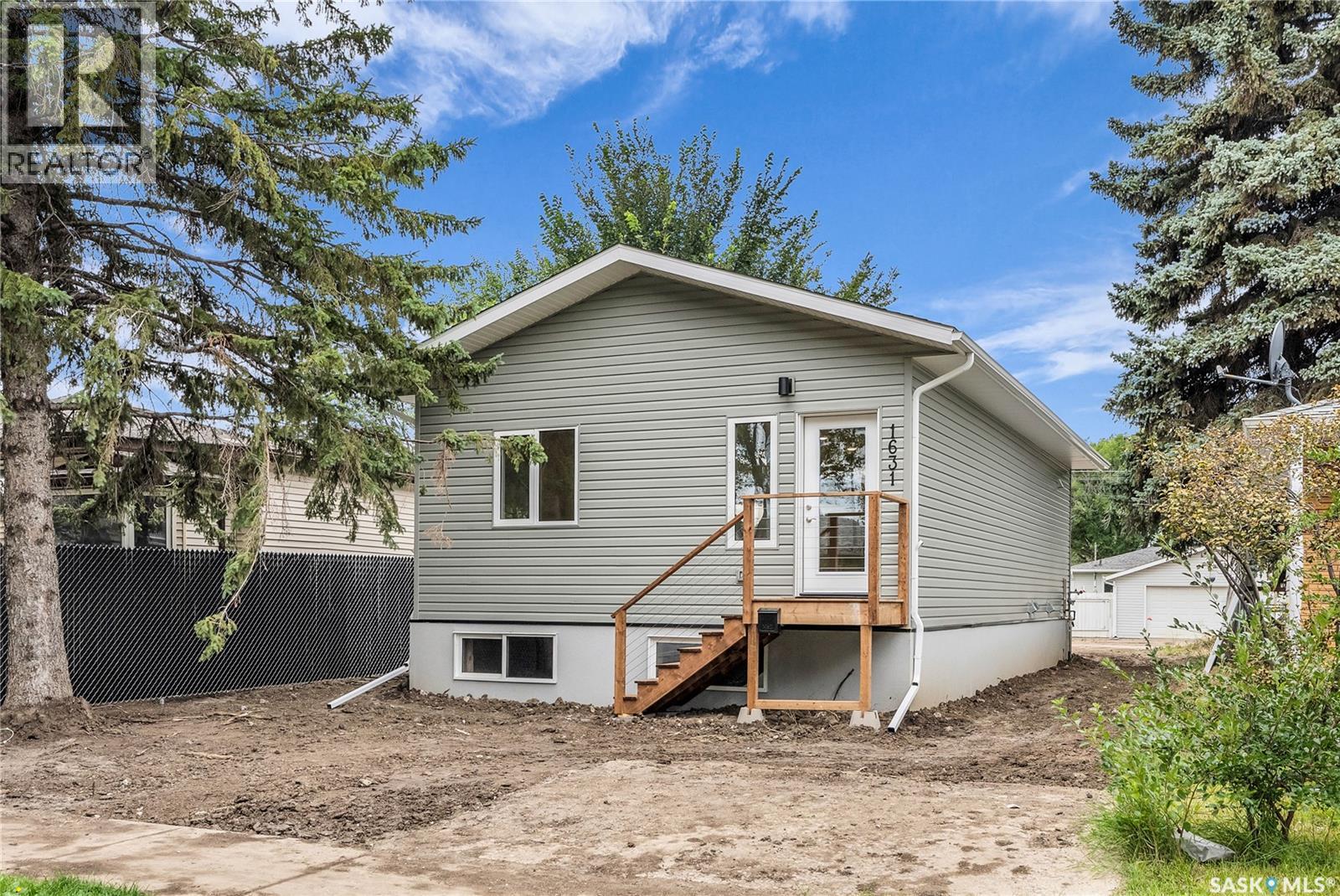 1631 C Avenue N, Saskatoon, Saskatchewan  S7L 1L4 - Photo 35 - SK017194