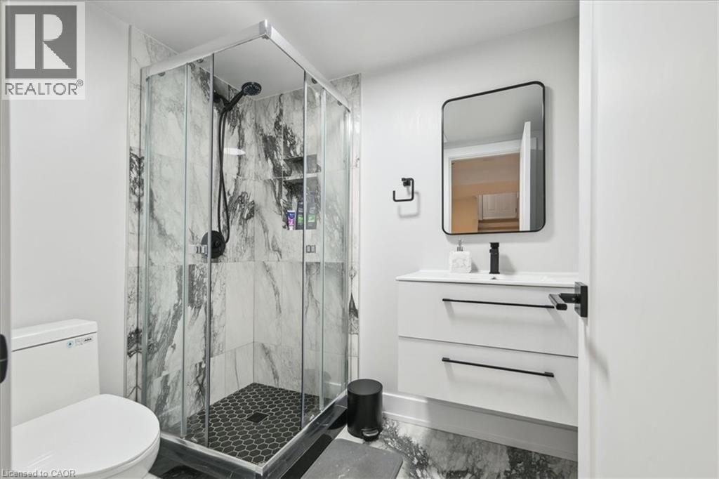 72 West 25th Street, Hamilton, Ontario  L9C 4X2 - Photo 33 - 40764682