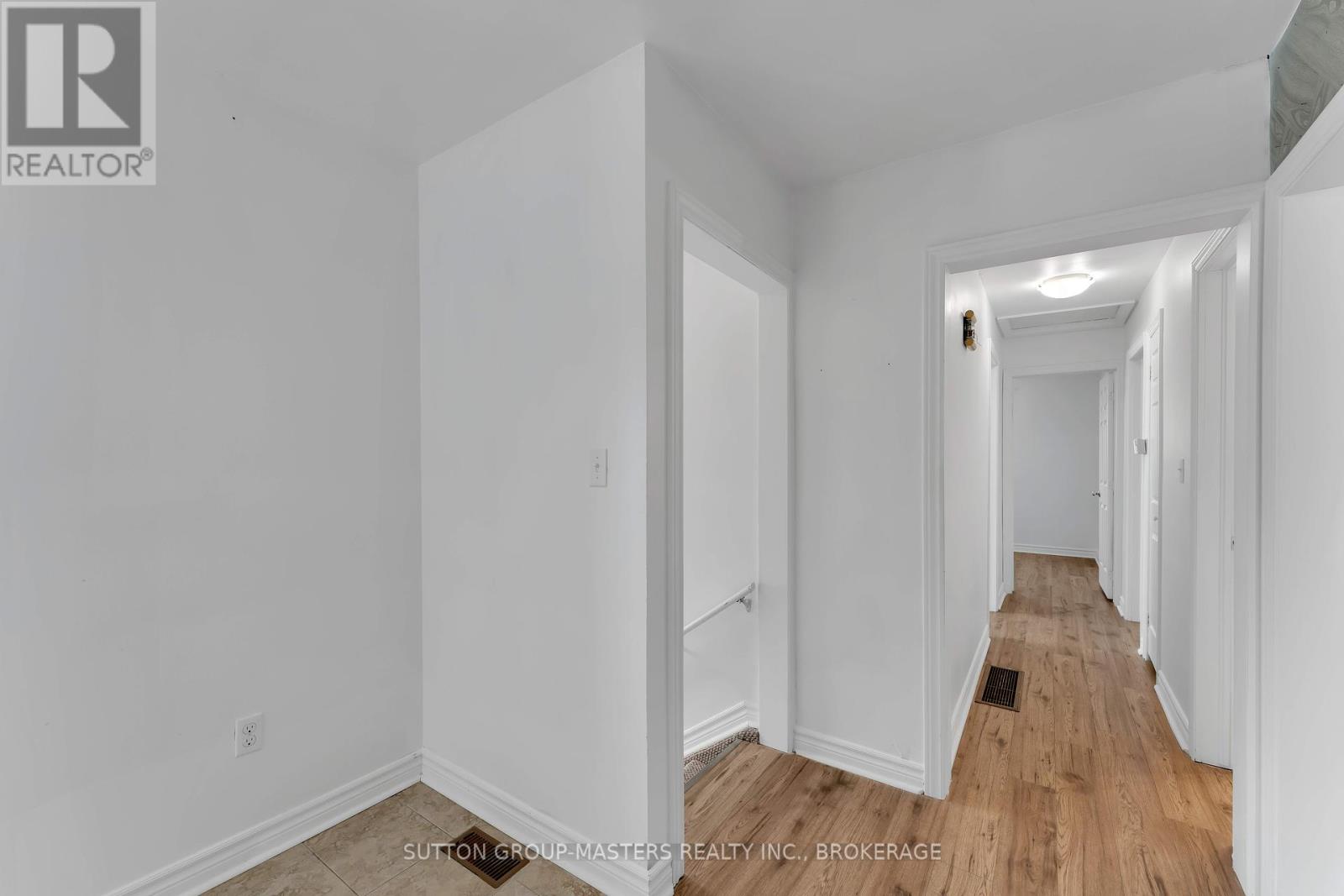 40 Crescent Drive, Kingston, Ontario  K7M 4J5 - Photo 13 - X12375223