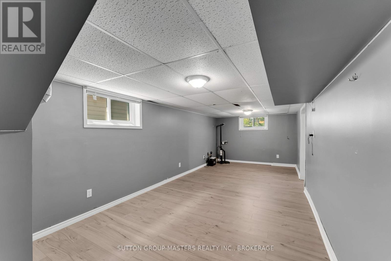 40 Crescent Drive, Kingston, Ontario  K7M 4J5 - Photo 24 - X12375223