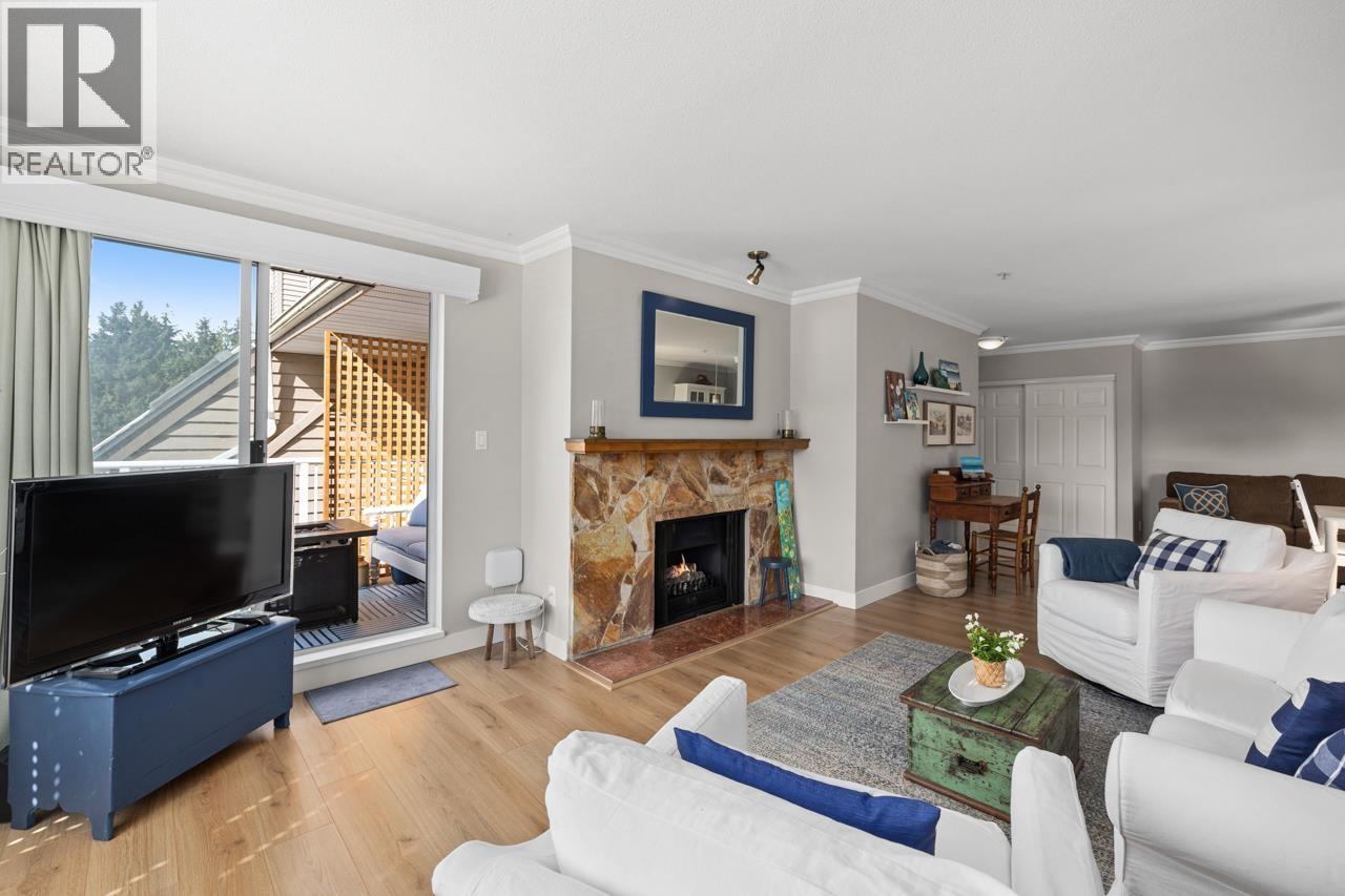 Property at 610 1000 BOWRON COURT image 3