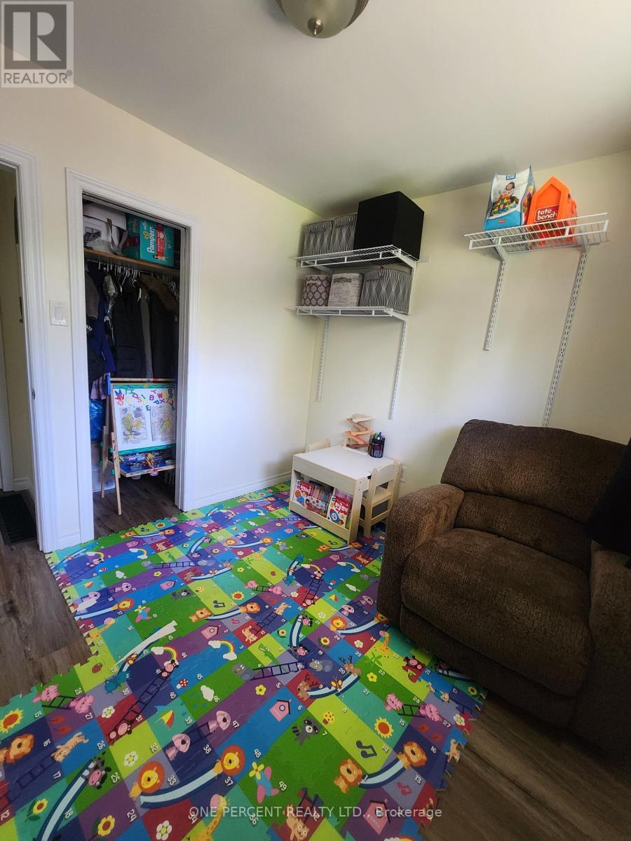 25 Hawkesbury Avenue, London East (East D), Ontario  N5V 2J9 - Photo 14 - X12282115