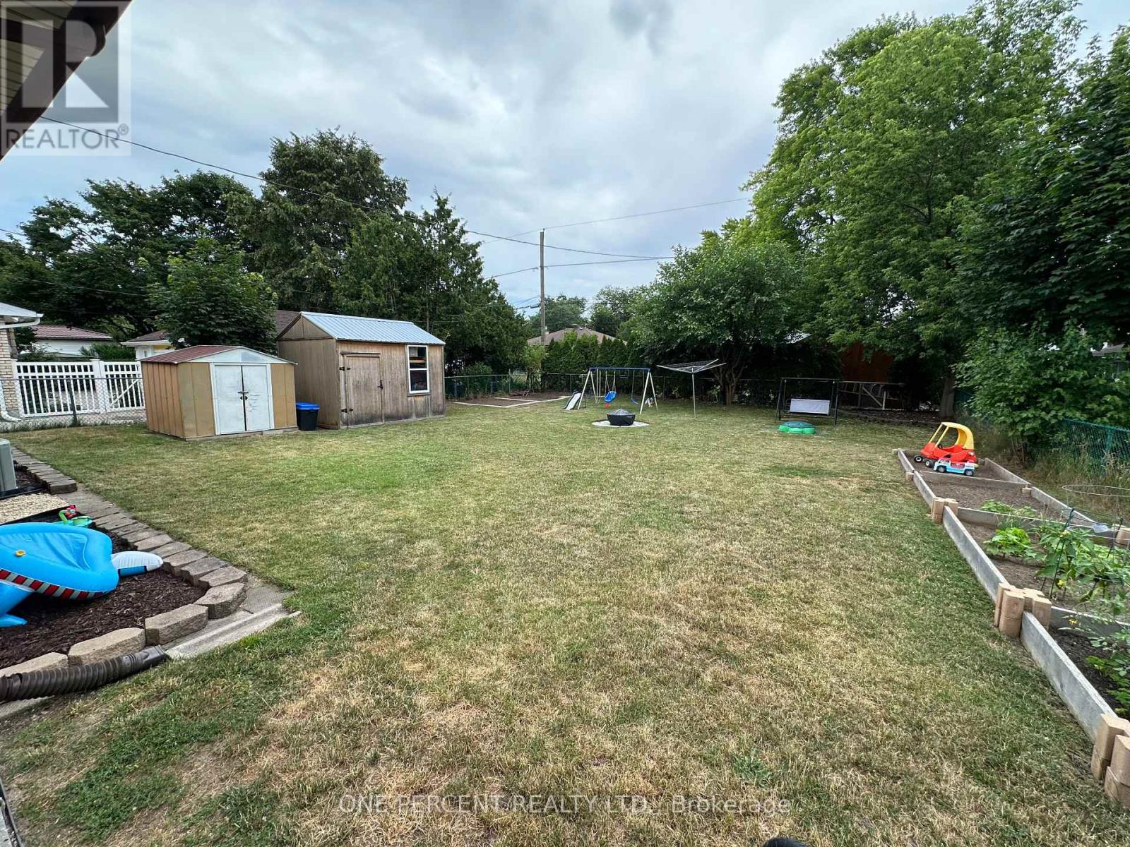 25 Hawkesbury Avenue, London East (East D), Ontario  N5V 2J9 - Photo 25 - X12282115