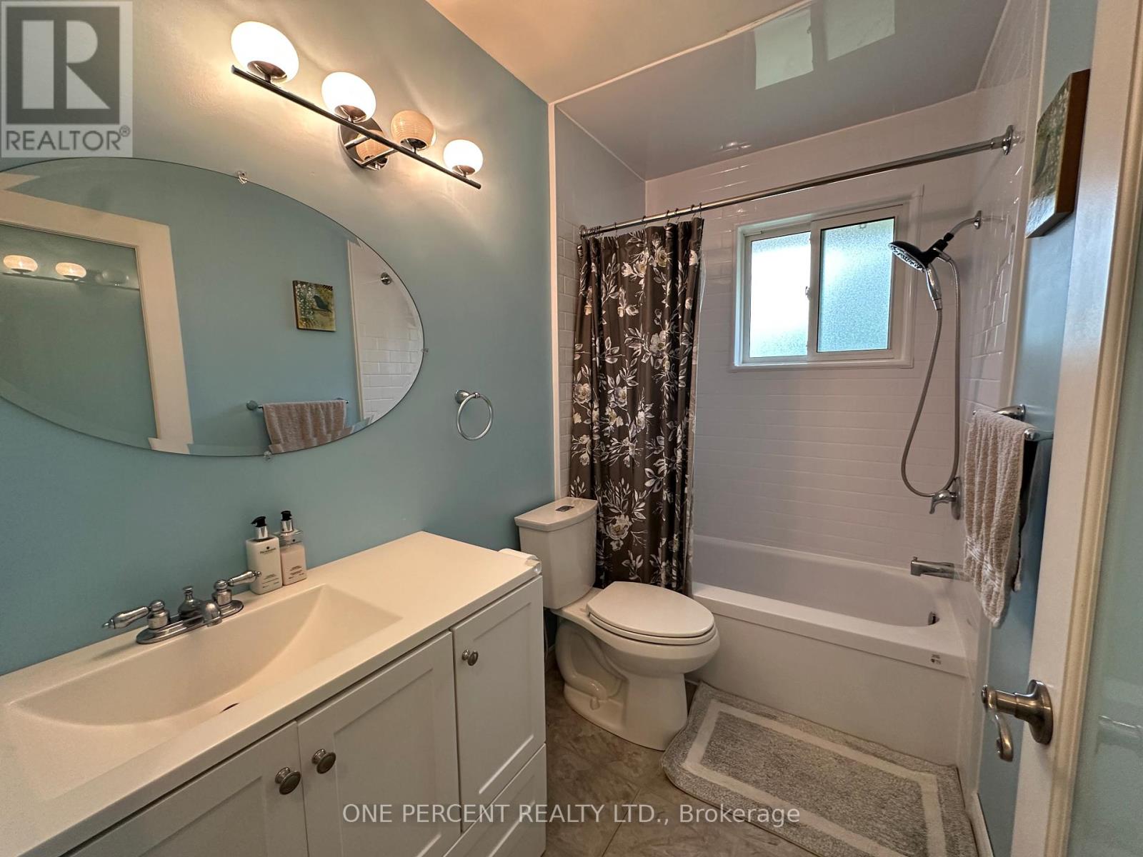 25 Hawkesbury Avenue, London East (East D), Ontario  N5V 2J9 - Photo 6 - X12282115