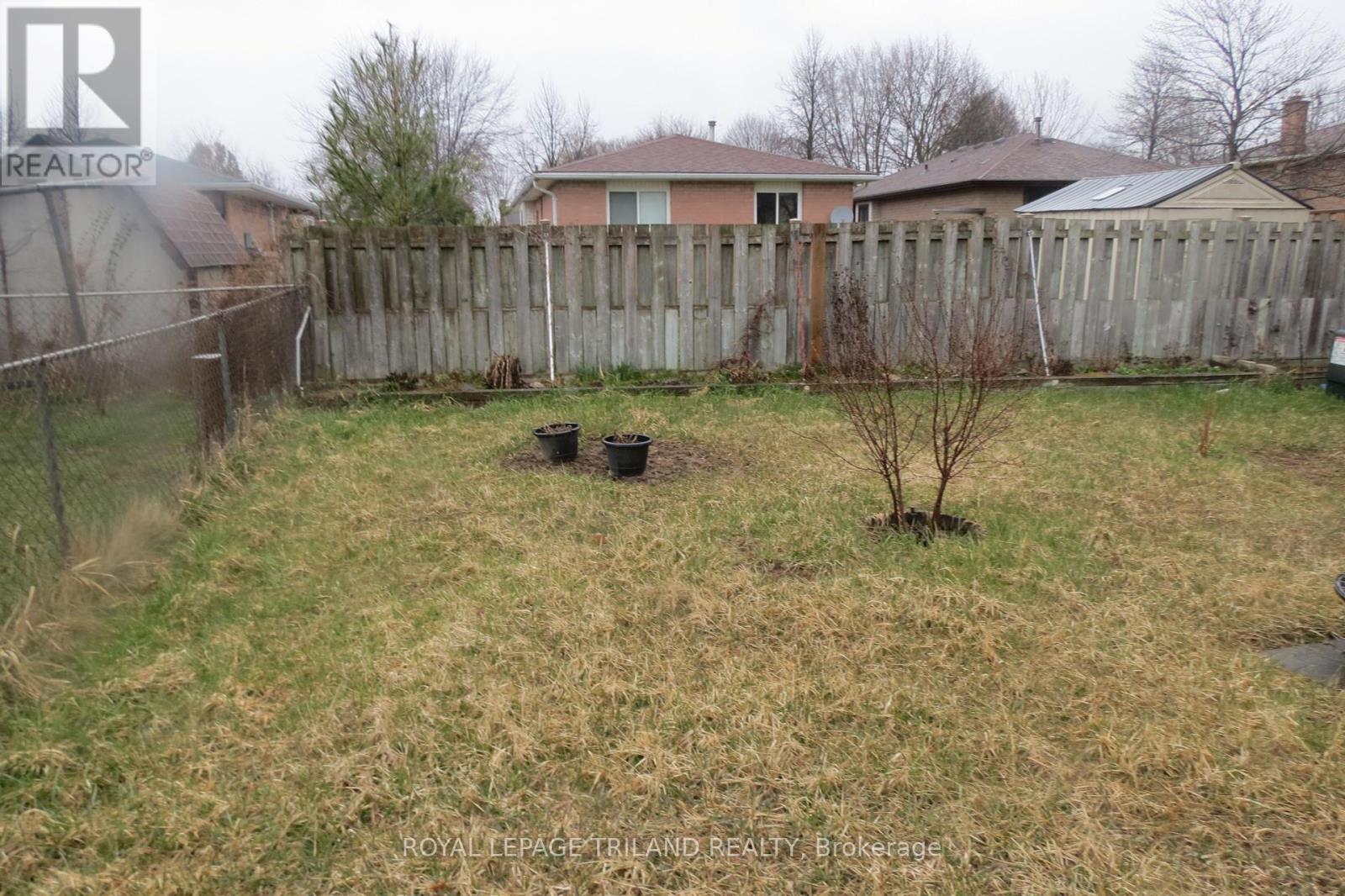 Lower - 76 Ardsley Road, London North, Ontario  N6G 3W4 - Photo 23 - X12375217