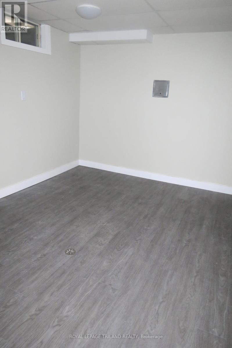 Lower - 76 Ardsley Road, London North, Ontario  N6G 3W4 - Photo 6 - X12375217