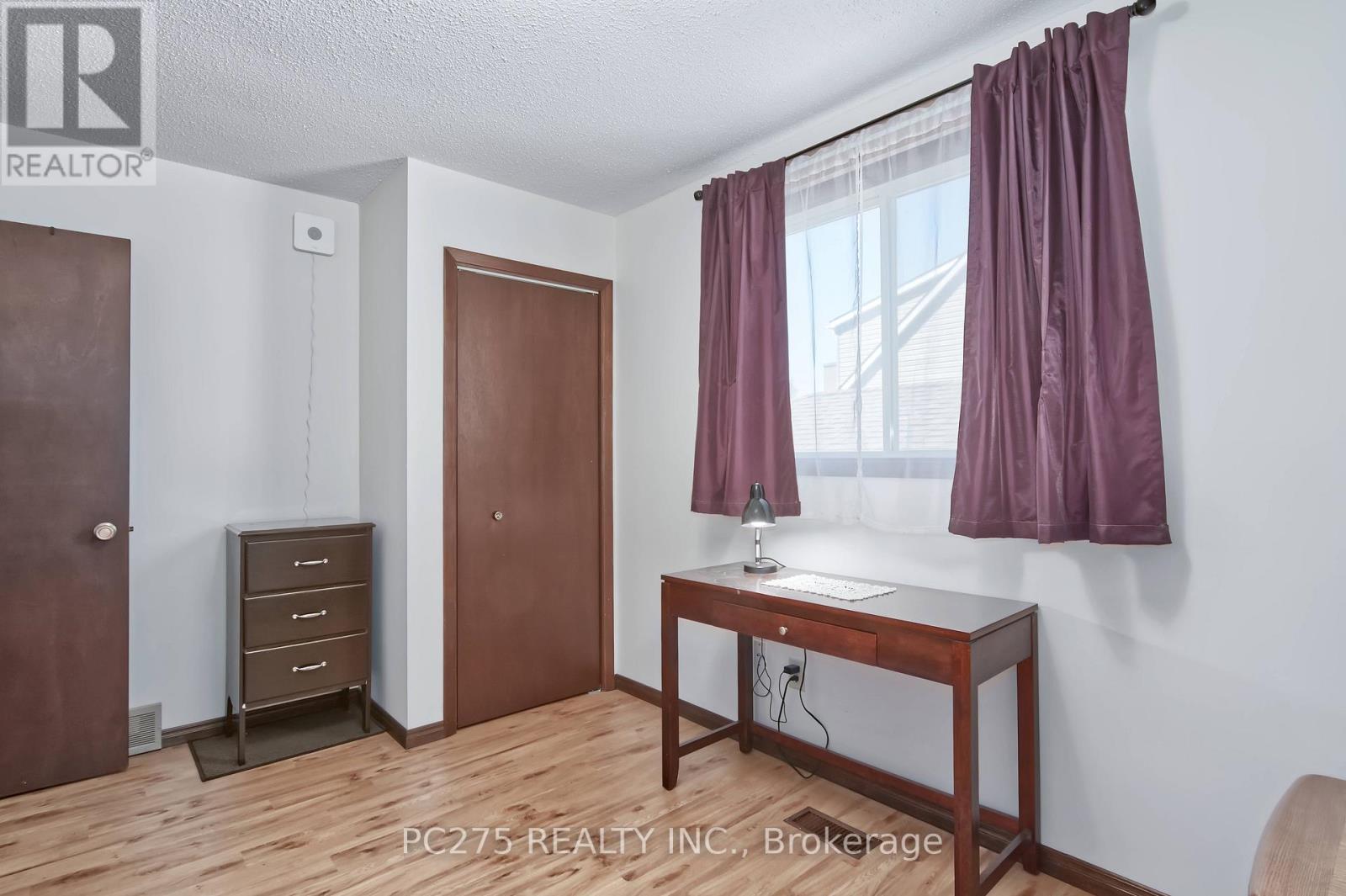 351 Mitton Street N, Sarnia, Ontario  N7T 6J6 - Photo 17 - X12375260