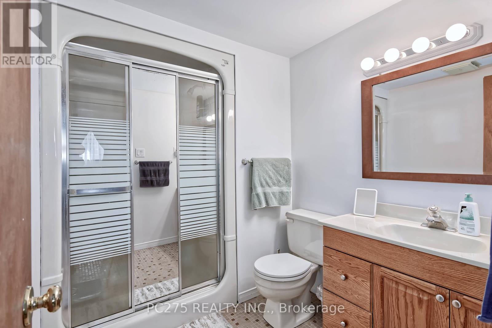 351 Mitton Street N, Sarnia, Ontario  N7T 6J6 - Photo 25 - X12375260