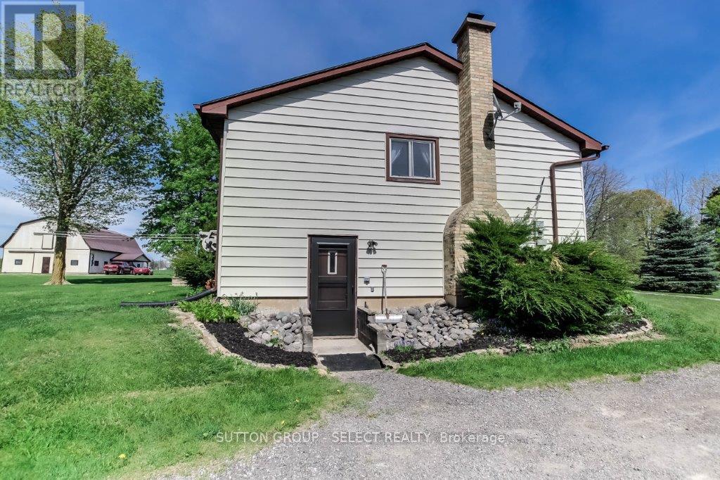 17750 Wyton Drive, Thames Centre, Ontario  N0M 2P0 - Photo 12 - X12375284