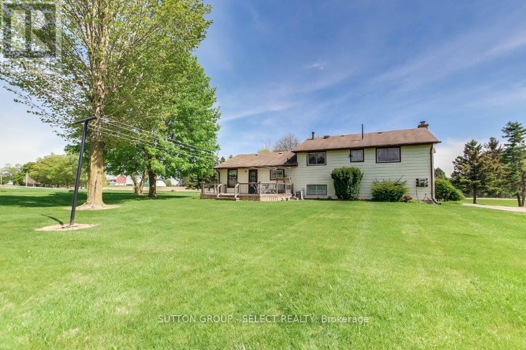 17750 Wyton Drive, Thames Centre, Ontario  N0M 2P0 - Photo 13 - X12375284