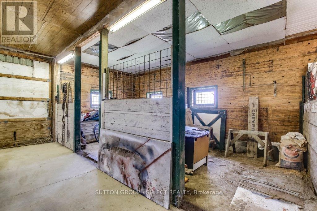 17750 Wyton Drive, Thames Centre, Ontario  N0M 2P0 - Photo 7 - X12375284