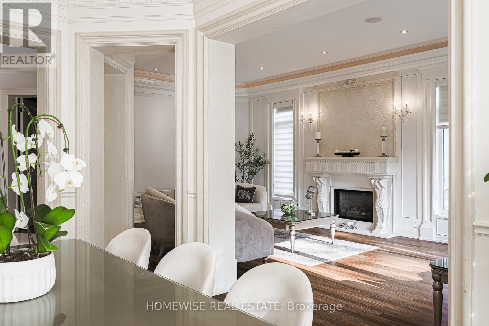 2706 Bayview Avenue, Toronto, Ontario  M2L 1B9 - Photo 17 - C12375180