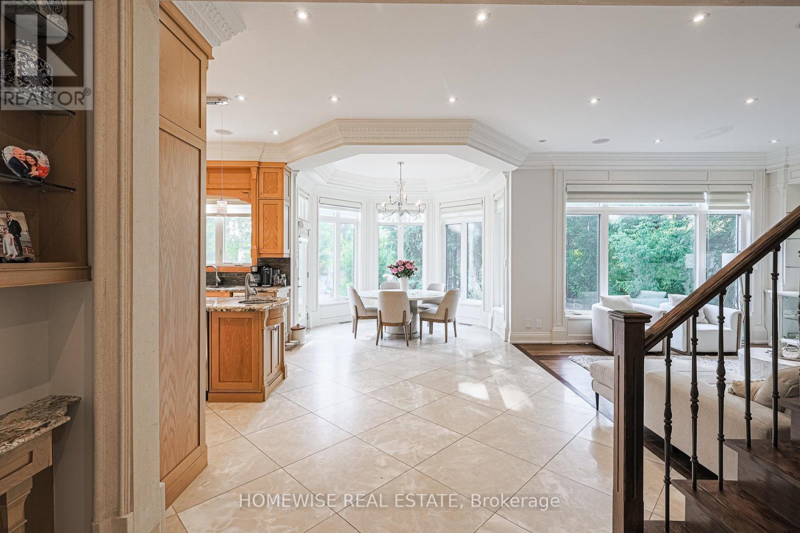 2706 Bayview Avenue, Toronto, Ontario  M2L 1B9 - Photo 21 - C12375180
