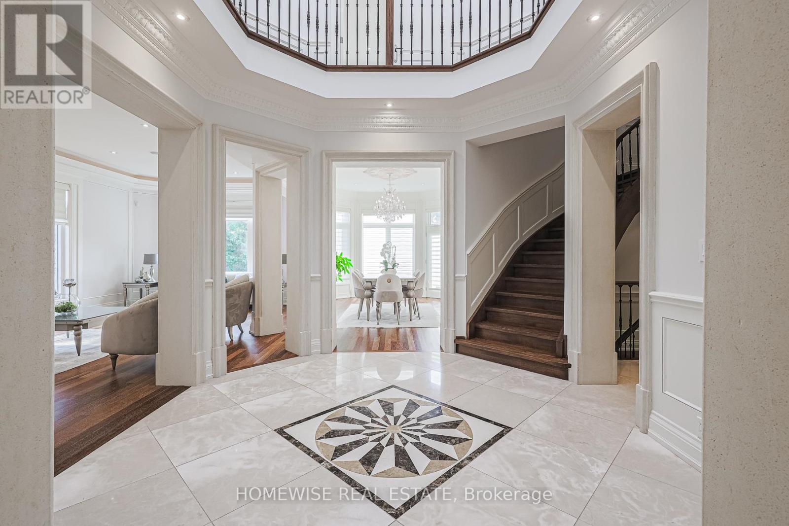 2706 Bayview Avenue, Toronto, Ontario  M2L 1B9 - Photo 5 - C12375180
