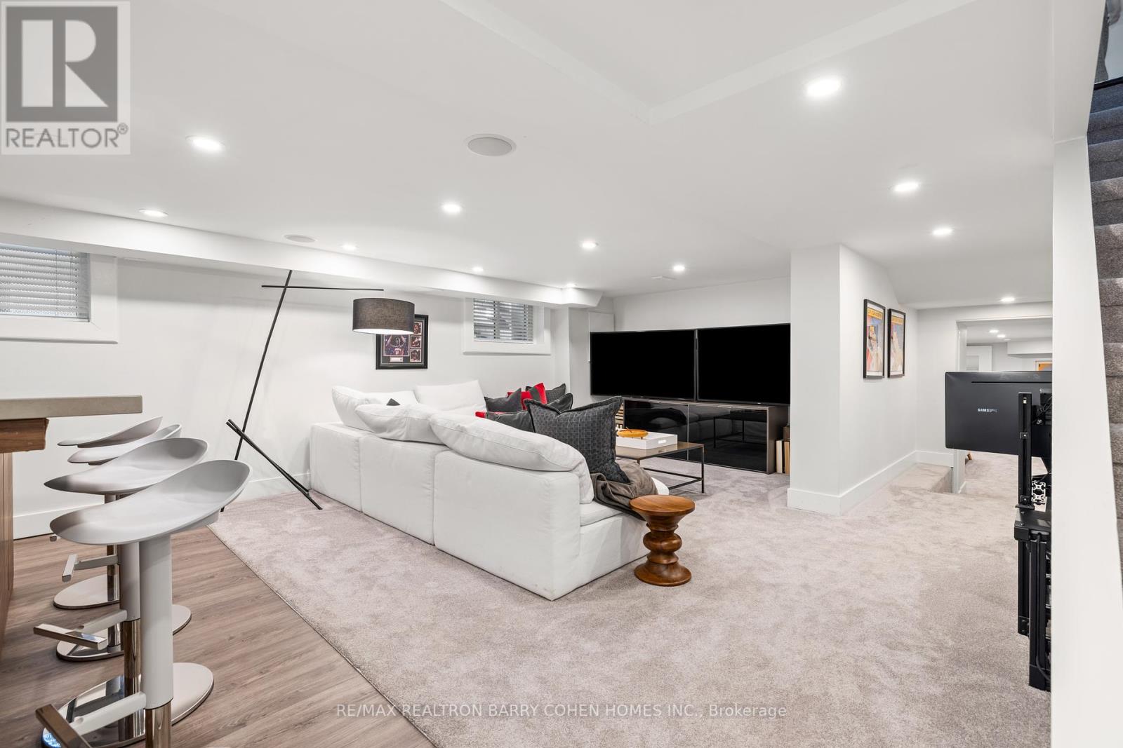 215 Lonsmount Drive, Toronto, Ontario  M5P 2Y6 - Photo 30 - C12375188
