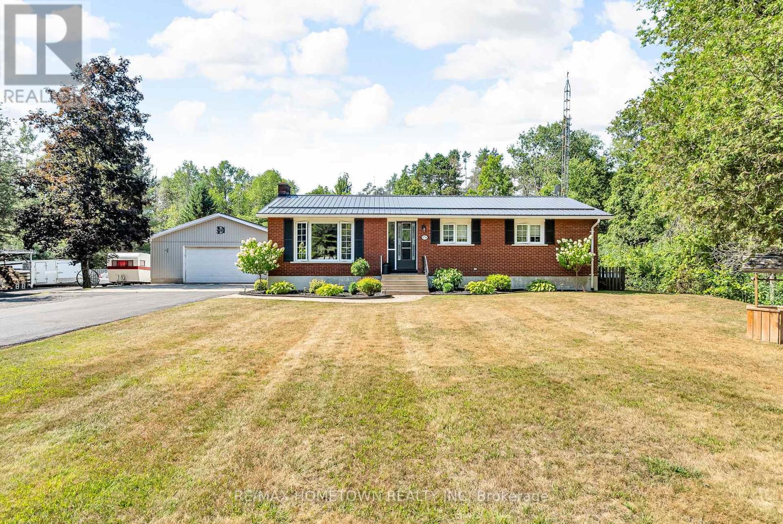 4736 County Road 18 Road, Augusta, Ontario  K0E 1T0 - Photo 2 - X12375240