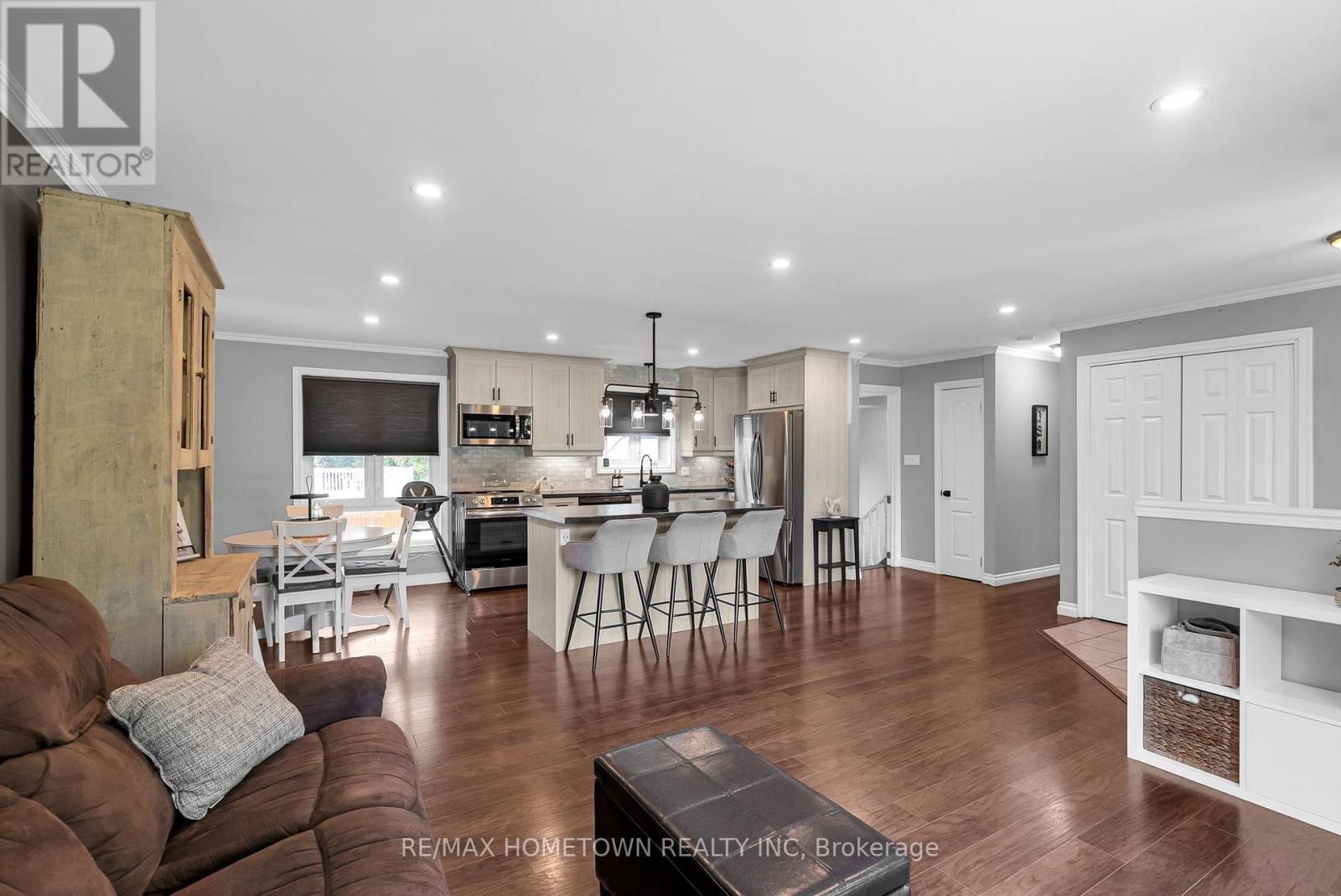 4736 County Road 18 Road, Augusta, Ontario  K0E 1T0 - Photo 8 - X12375240