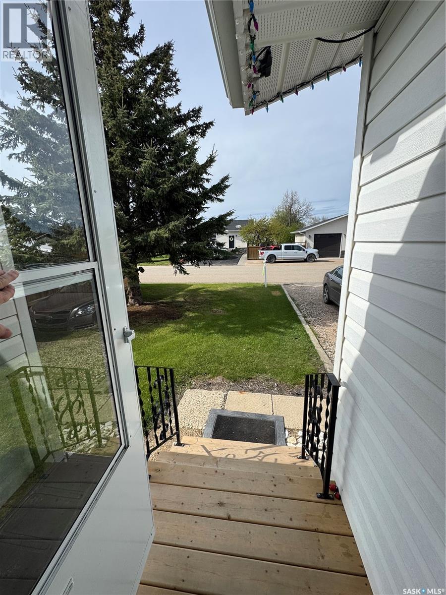 715 6th Avenue, Hudson Bay, Saskatchewan  S0E 0Y0 - Photo 39 - SK006395