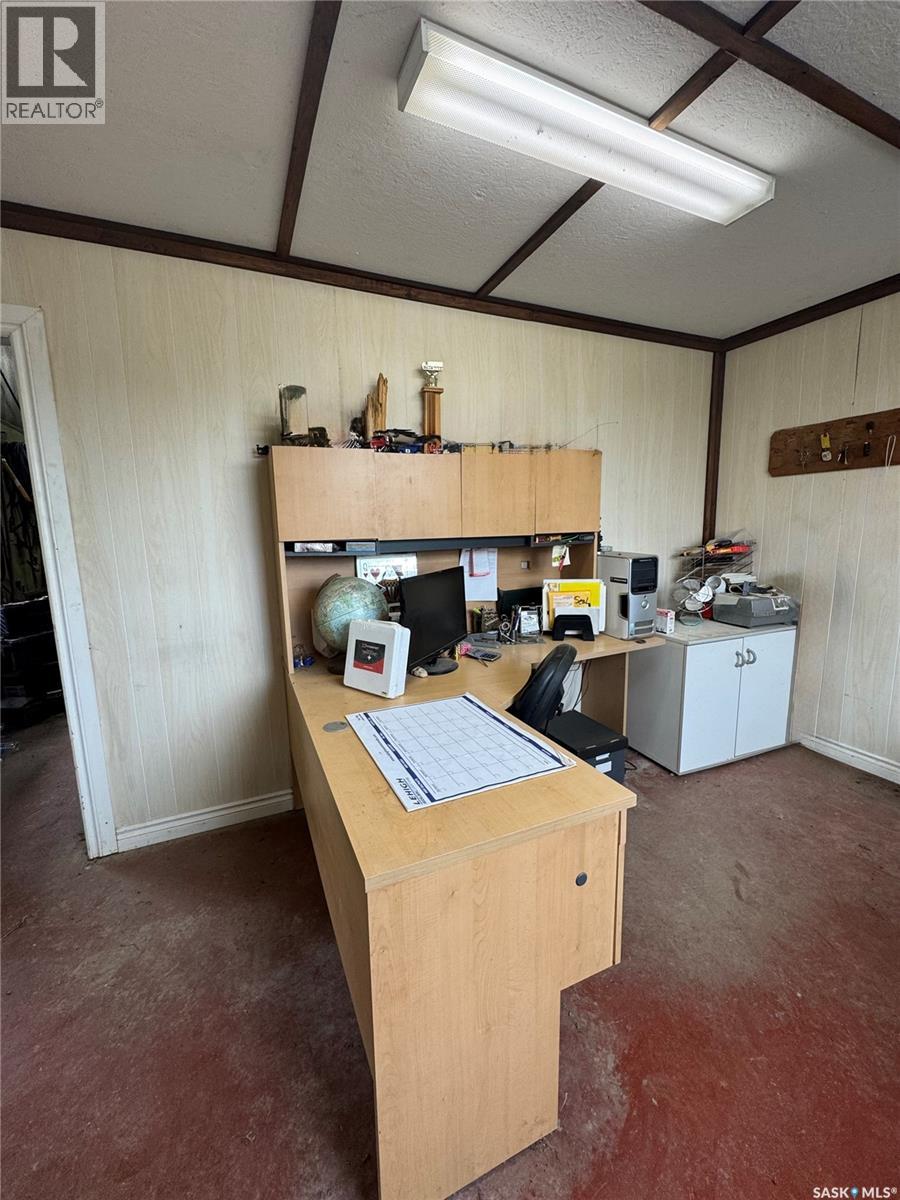 1124 Industrial Drive, Hudson Bay, Saskatchewan  S0E 0Y0 - Photo 6 - SK012478