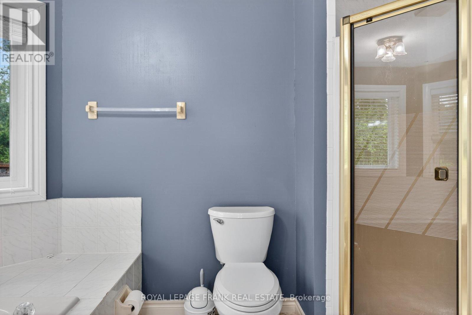 1805 Parkwood Circle, Peterborough, Ontario  K9J 8C3 - Photo 30 - X12375360