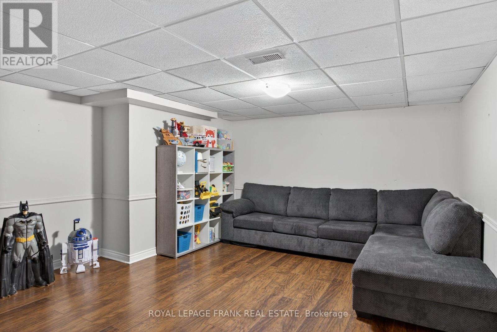 1805 Parkwood Circle, Peterborough, Ontario  K9J 8C3 - Photo 35 - X12375360