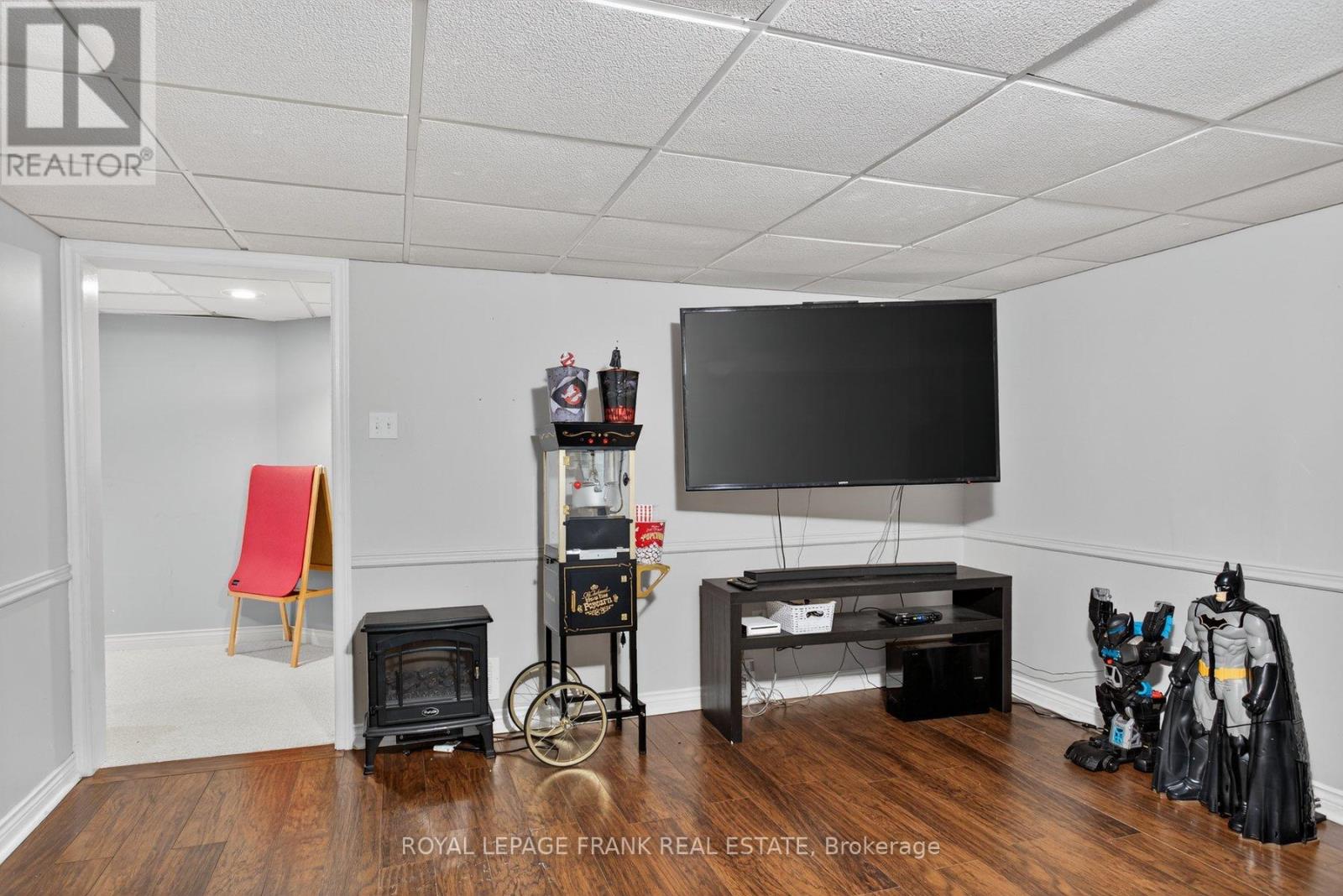 1805 Parkwood Circle, Peterborough, Ontario  K9J 8C3 - Photo 36 - X12375360