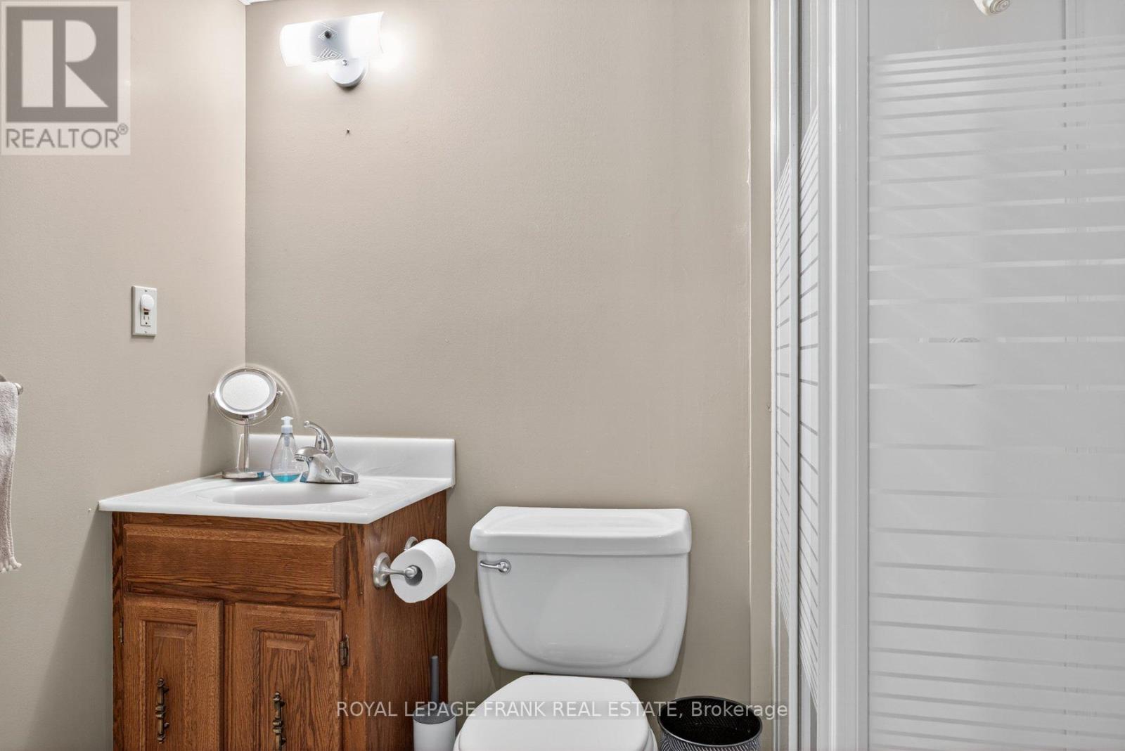 1805 Parkwood Circle, Peterborough, Ontario  K9J 8C3 - Photo 38 - X12375360