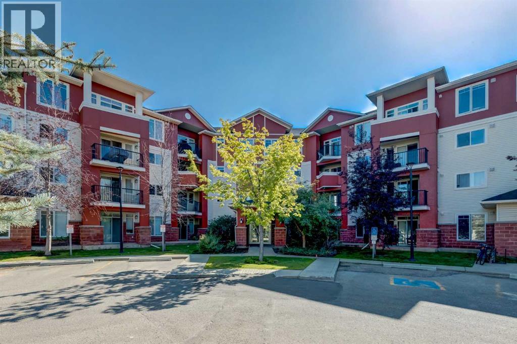 109, 162 Country Village Circle Ne, Calgary, Alberta  T3K 0E6 - Photo 1 - A2253121