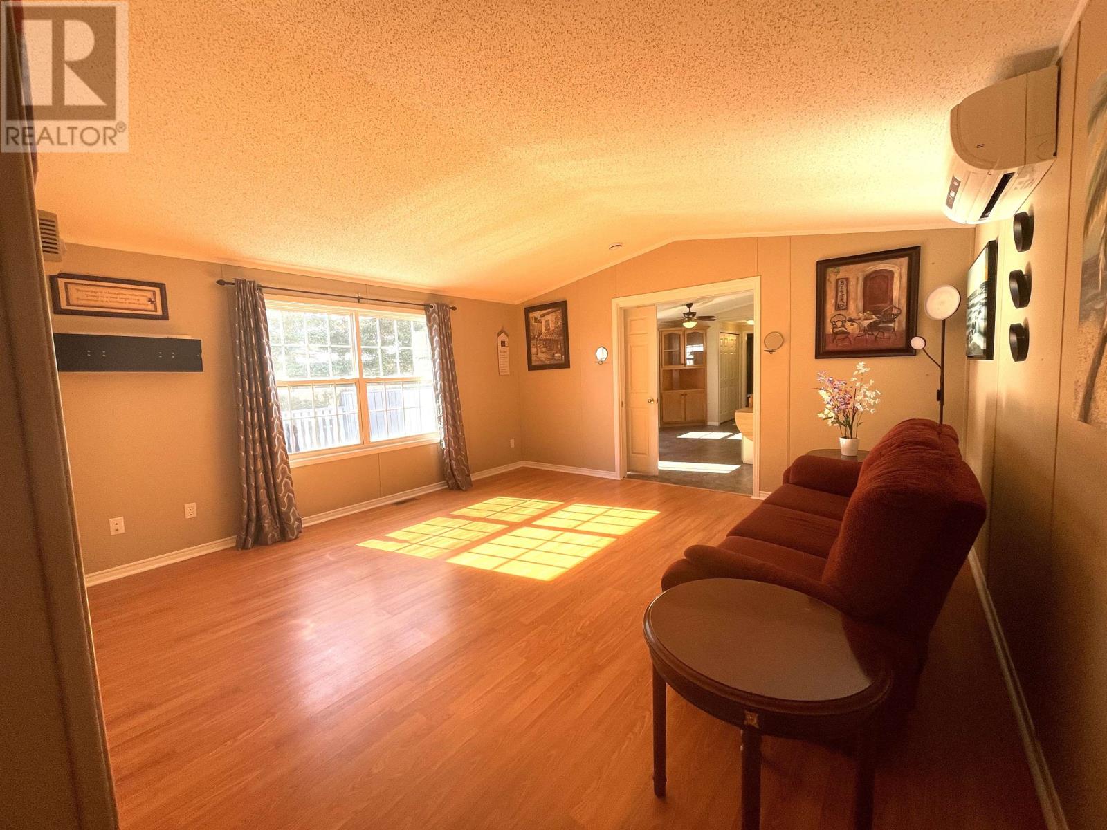 26 Cameron Avenue, Summerside, Prince Edward Island  C1N 6P8 - Photo 6 - 202516479