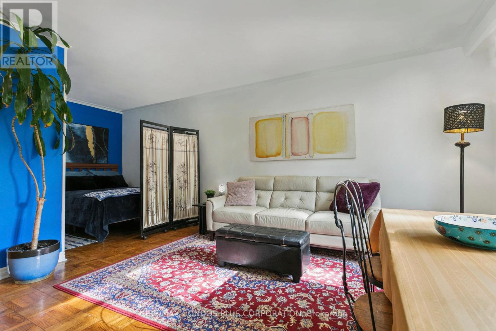 101 - 185 Stephen Drive, Toronto, Ontario  M8Y 3N5 - Photo 1 - W12375168