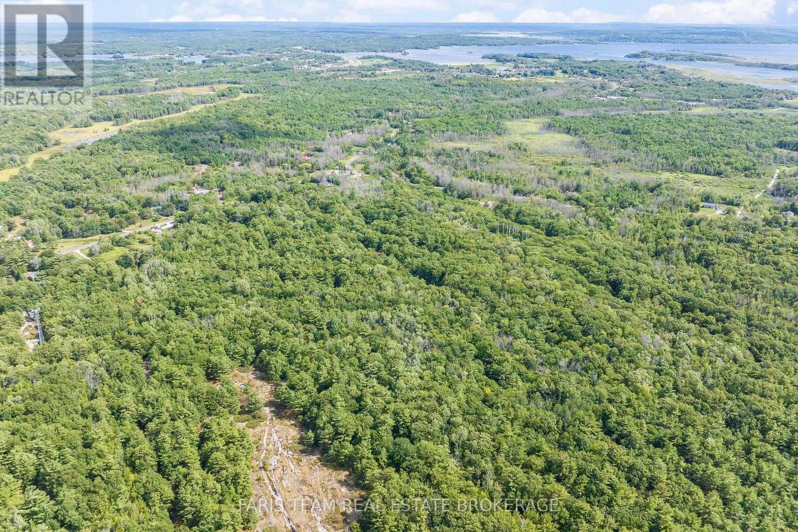88 Musky Bay Road, Georgian Bay, Ontario  L0K 1S0 - Photo 11 - X12375110