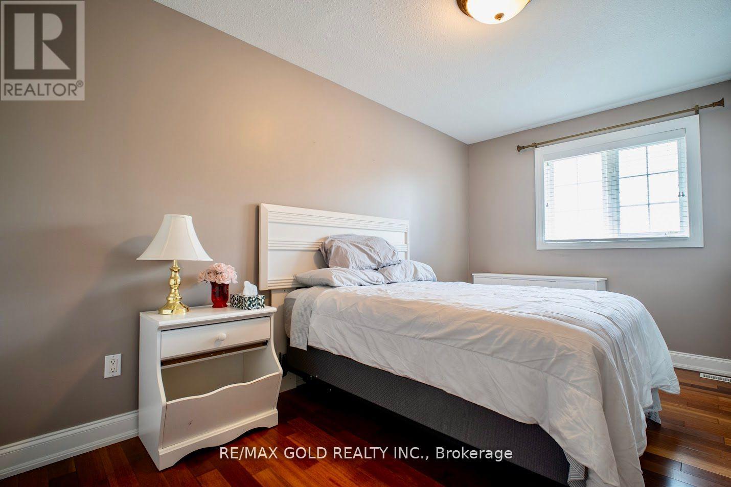8905 Mcgarry Drive, Niagara Falls, Ontario  L2H 3P1 - Photo 21 - X12375122