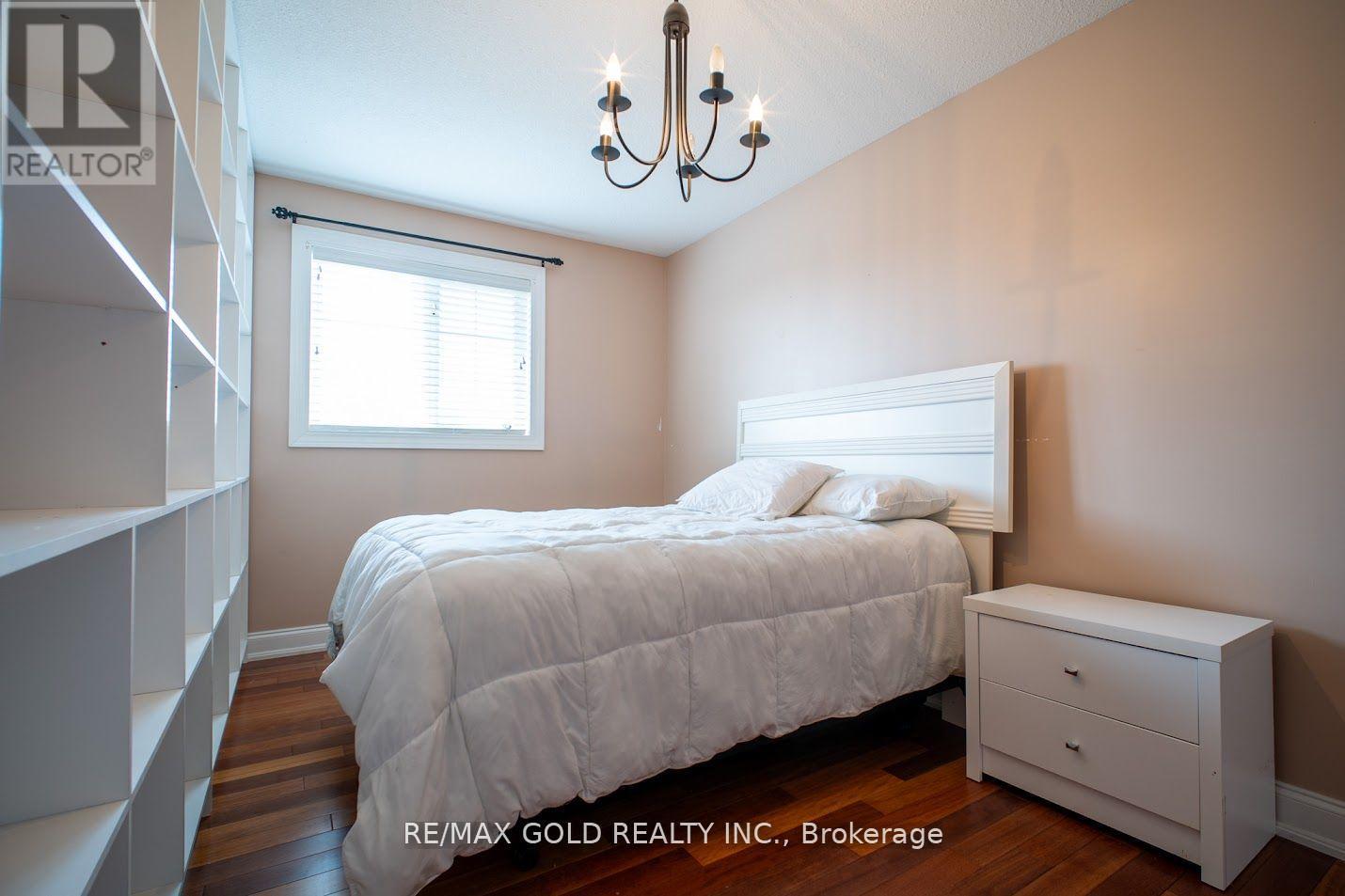 8905 Mcgarry Drive, Niagara Falls, Ontario  L2H 3P1 - Photo 22 - X12375122