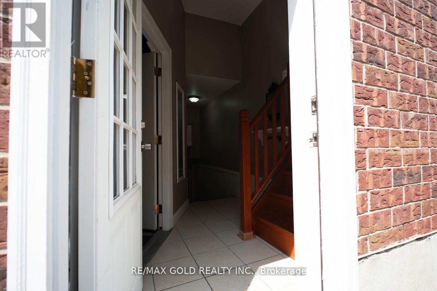 8905 Mcgarry Drive, Niagara Falls, Ontario  L2H 3P1 - Photo 31 - X12375122