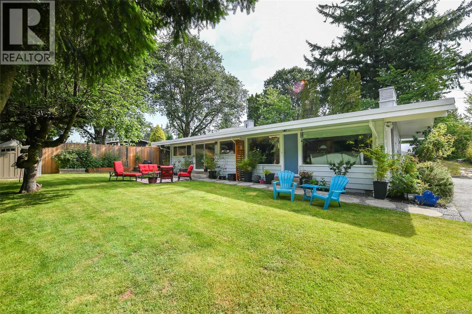 4740 Island Hwy N, Courtenay, British Columbia