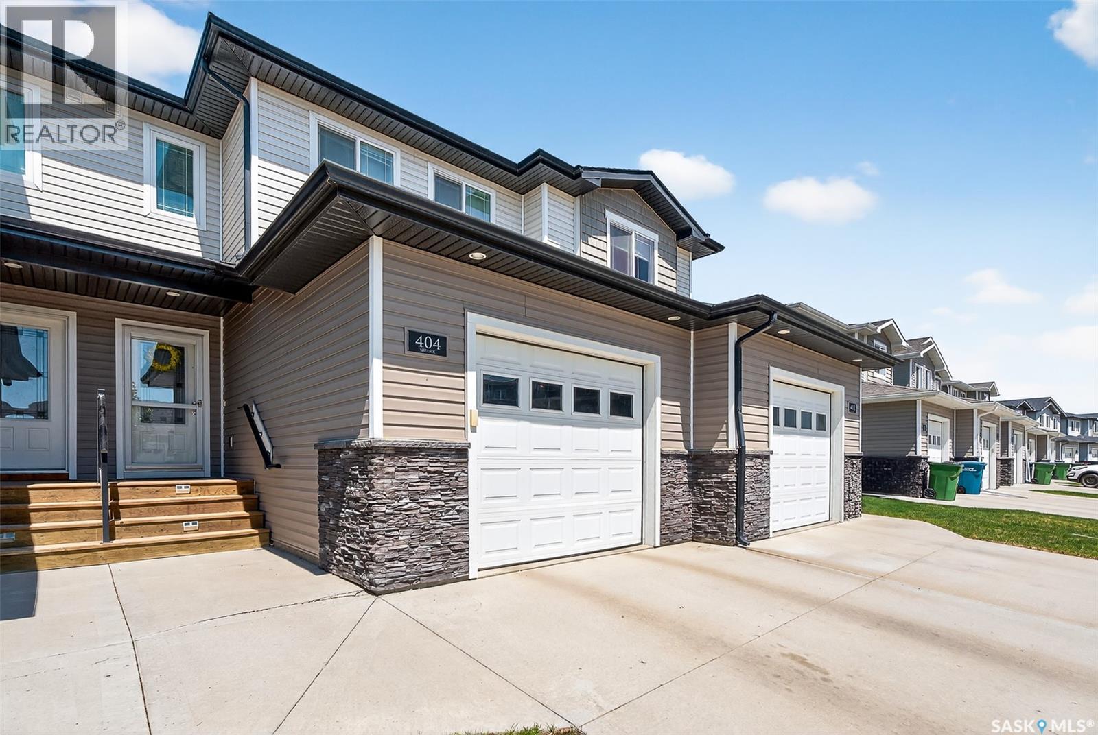 404 940 Bradley Street, Moose Jaw, Saskatchewan  S6H 3M4 - Photo 1 - SK017203